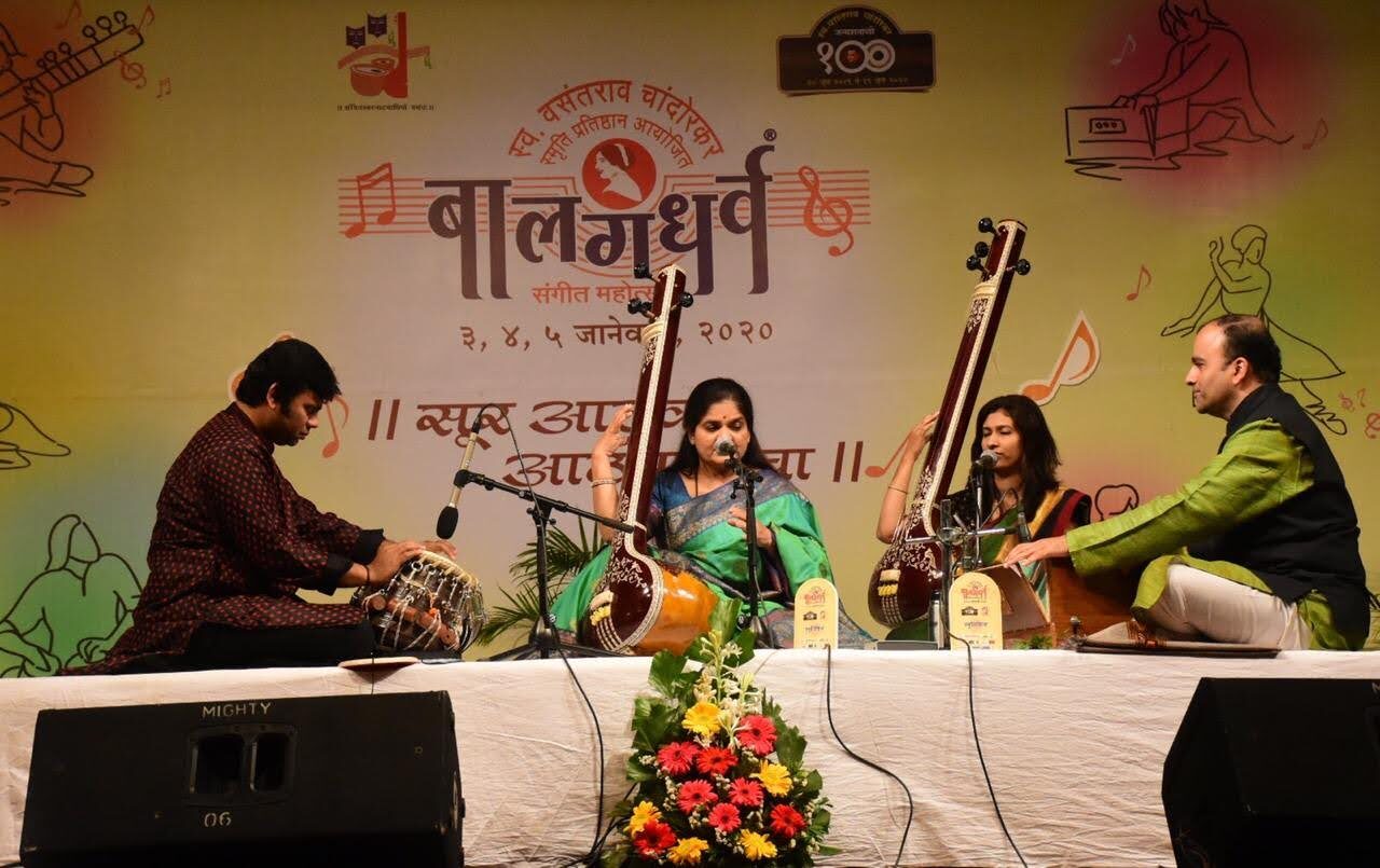 With Vidushi Devaki Pandit · Balgandharva Festival, Jalgaon, 2019